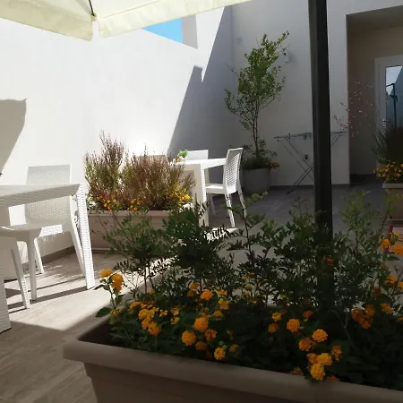 Emanuela 3* بورتو سيساريو