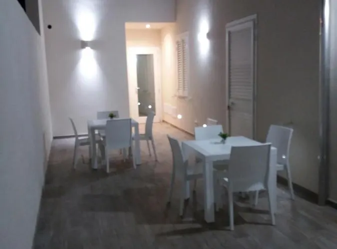 Emanuela فندق مبيت وإفطار بورتو سيساريو