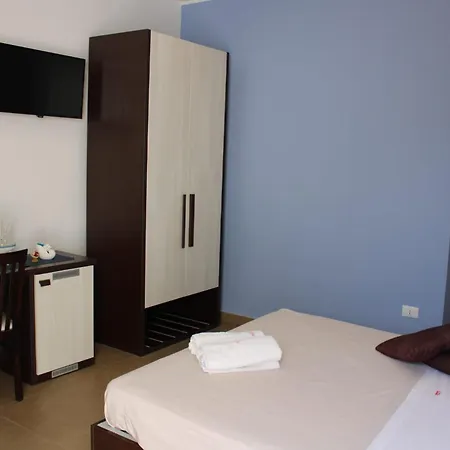 Emanuela 3* Porto Cesareo